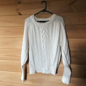 Tahari cable knit creamy, white pullover sweater for women. Knit sweater